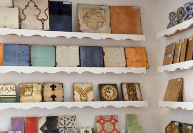 Dekorfliesen Handgemacht in vielen Farben und Mustern