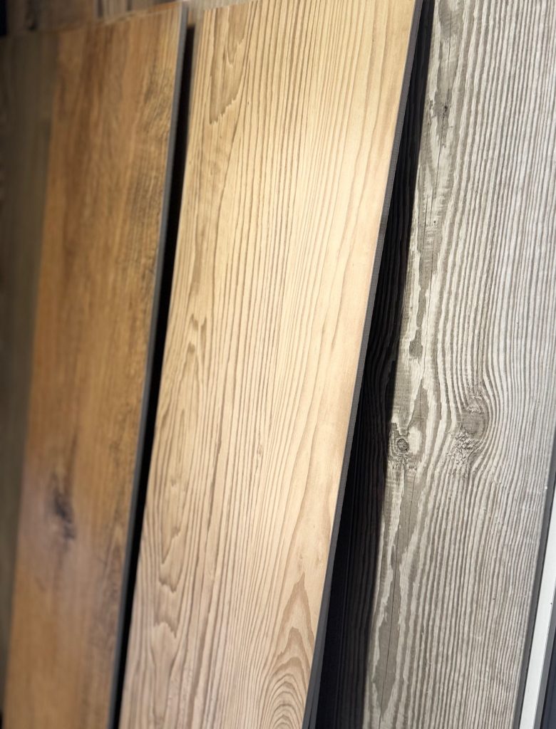 Holzfliesen verschieden Farbmuster